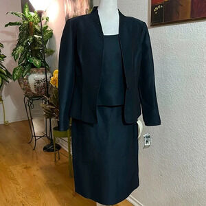 Elegant Black Women's Dress Suit